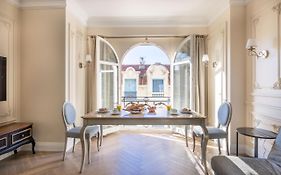 Luxury Apartment In - Negresco Residence -